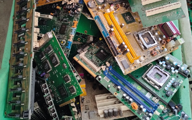 RECUPERO E TRATTAMENTO RAEE